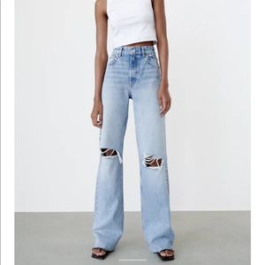 NWOT ZARA WIDE LEG JEANS.